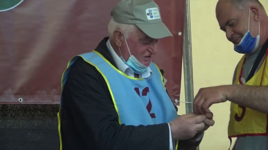 I deda i unuk šampioni Tucanijade